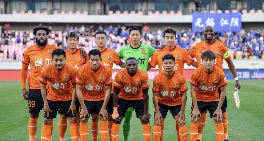  里尔队长终场前绝平保住欧战希望  